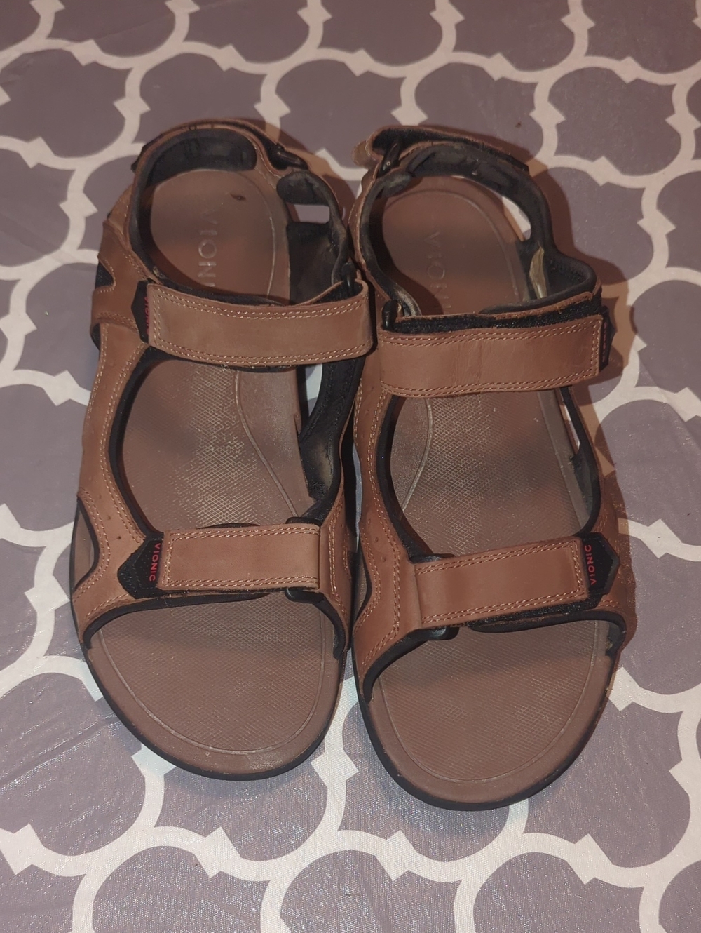Vionic Men's Brown Leather Adjustable Strap Sandals